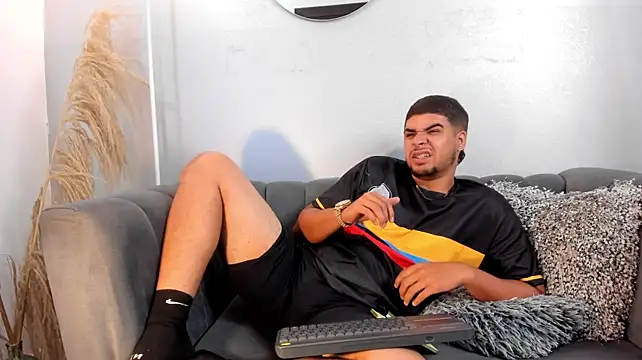 Chat +18 de ThiagoBlake ao vivo