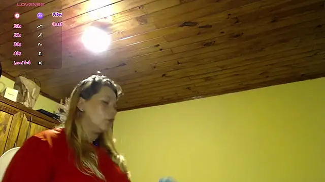 Enotika Adlı Modelin Canlı XXX Sohbeti