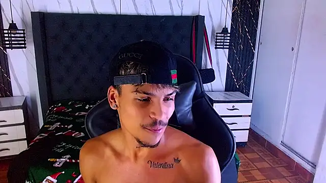 Онлайн чат XXX Angel_foxc13