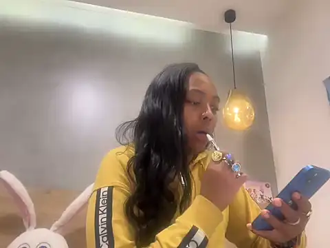 Chat XXX en directo de ChocolateCakeQueen
