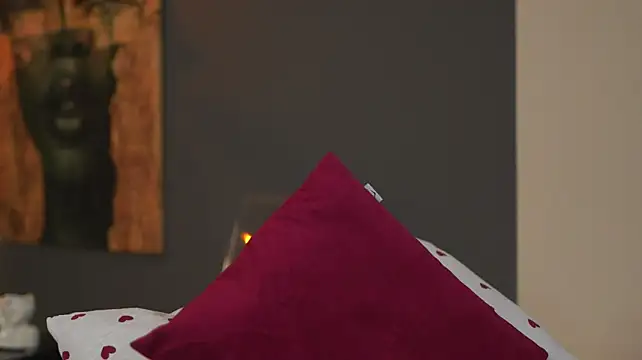 Evelyn_Evyyy élő XXX-chatje