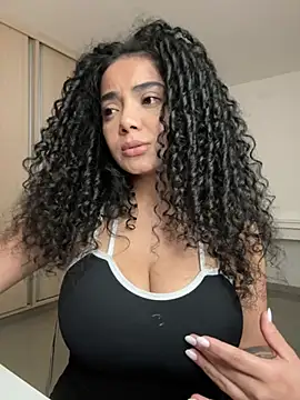 Czat XXX na żywo – Curlyierr
