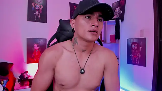 LiamDeepsn Live XXX chat