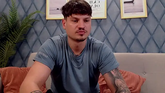 Živý XXX chat marioalessio