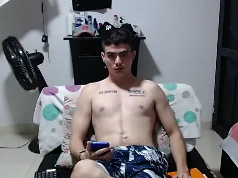 Zac_Efront Chat XXX in diretta