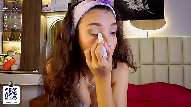 ZadengiDaaa Adlı Modelin Canlı XXX Sohbeti