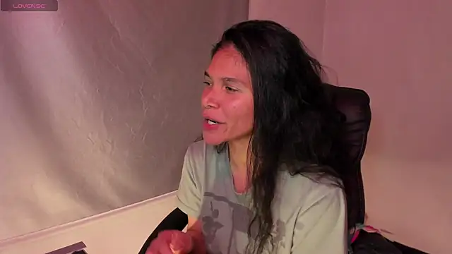 Chat +18 de _aish_a ao vivo
