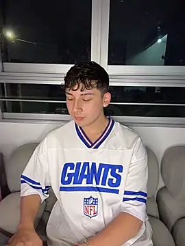 OLIVER_K – Naživo XXX chat