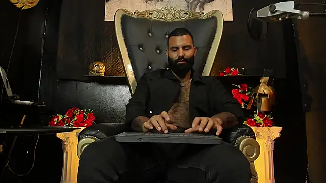BeardAndrew's Live XXX Chat