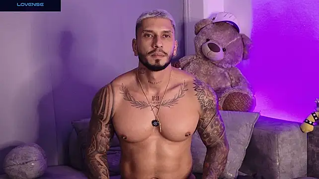 Seth_Vegaa élő XXX-chatje