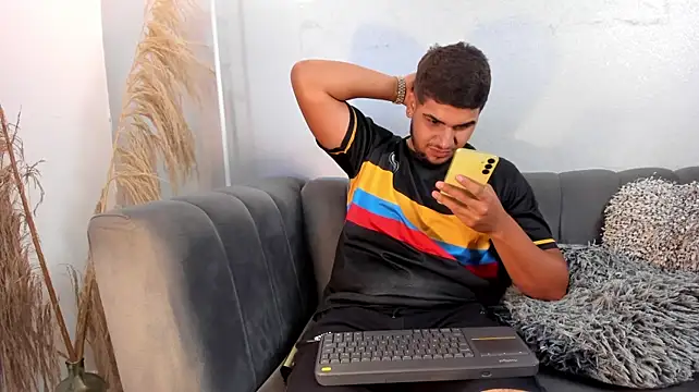 ThiagoBlake's Live XXX Chat