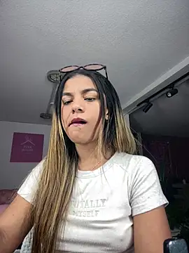 AngelPinkk_ – Live XXX-chat