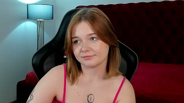 Živý XXX chat ElinaVale