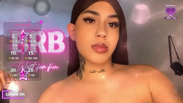 Chat +18 de Anthonellabroowm ao vivo
