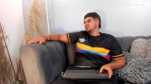 ThiagoBlake Live XXX Chat