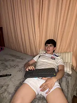 Bryanwild XXX чат на живо