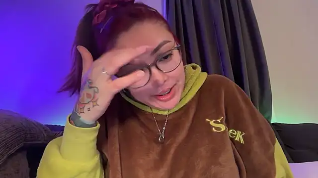 naya_pumpkin's Live XXX Chat