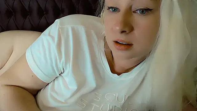 Olesya's Live XXX Chat
