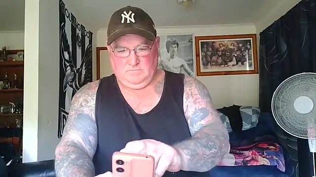 KINKYBLUEYES69 Webcam show