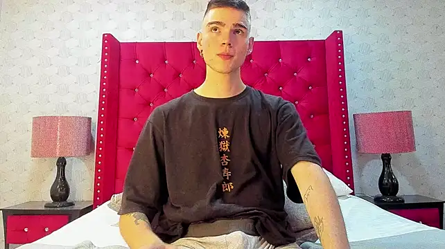 NickWild Live XXX-Chat