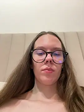 _velvet_whisper_'s Live XXX Chat
