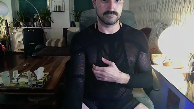 tomz0819 Chat XXX live