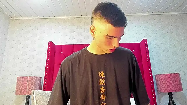 NickWild Live XXX Chat