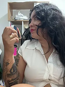 Chat +18 de Pretty_Isadora ao vivo