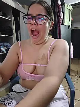 Czat XXX na żywo – Eimy__saenz