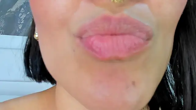 JanethLee1's Live XXX Chat