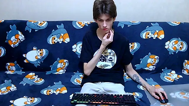 Lester_Broo Live XXX-chat