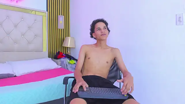 Chat XXX en directo de JustinSecret