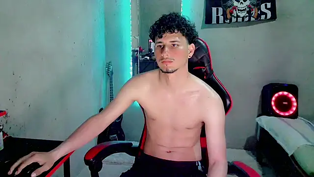 Онлайн чат XXX Atom_Hot