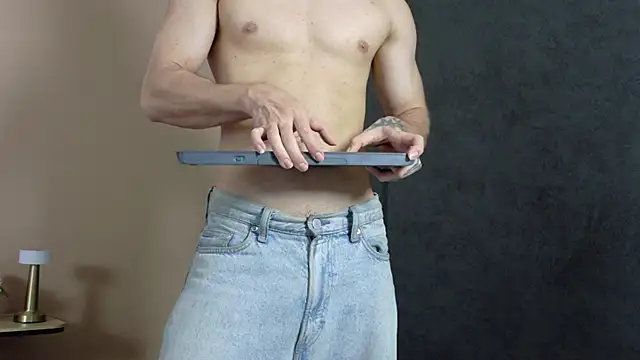 Živý XXX chat eren_jeager