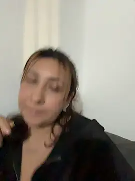 Chat +18 de KittyObsession ao vivo
