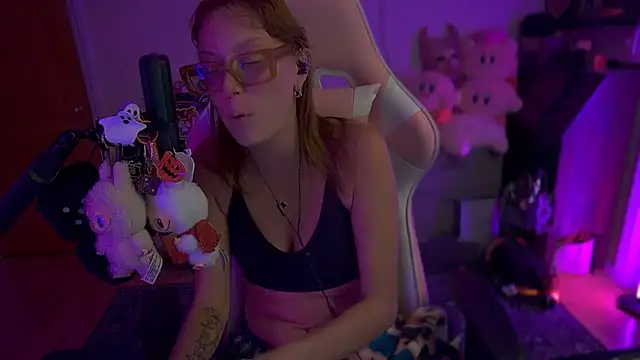 SpaceCowWhore élő XXX-chatje