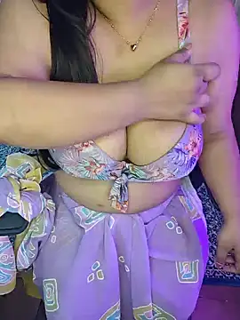 Curvy_Pooja Live XXX-chat