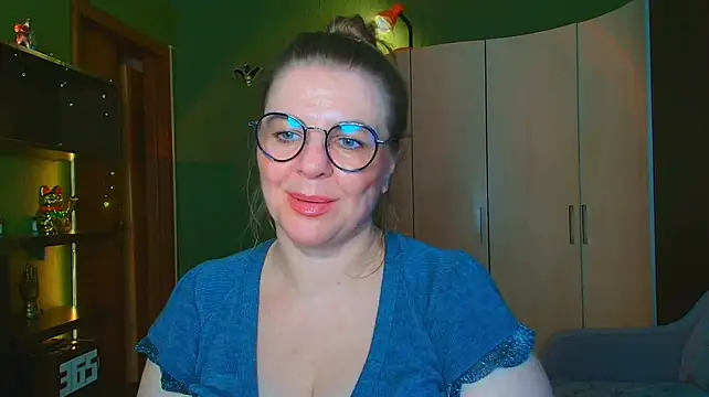 VeronikawGold Chat XXX live