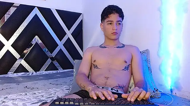 Levy_Steve Live XXX Chat