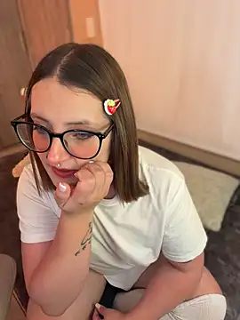 Chatroom XXX en direct de Megan_lu2