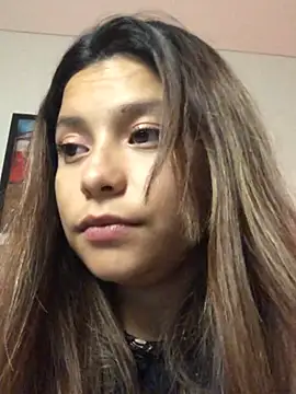 3littles' Live XXX Chat