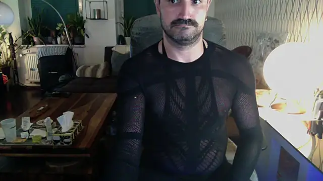 Živý XXX chat tomz0819