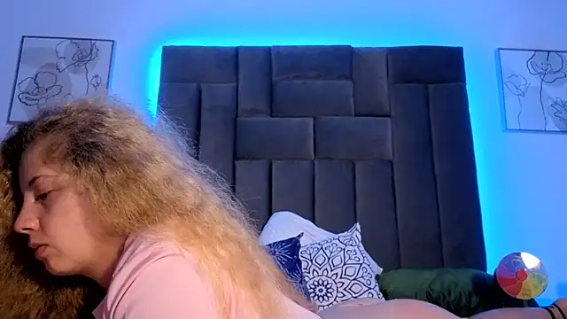 Chat +18 de MistressexEmily ao vivo