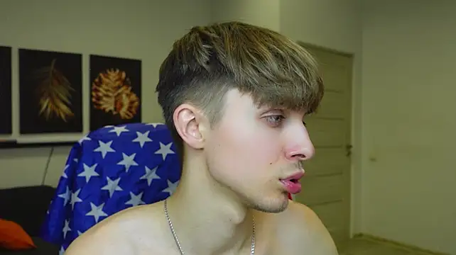 Damien_Dallas webkamerás műsora