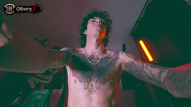 Olliver___y XXX чат на живо