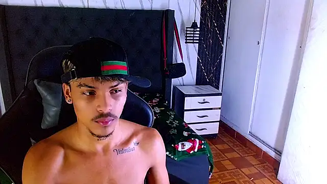Chat XXX en directo de Angel_foxc13