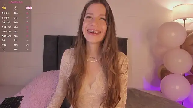 LynnSam_ Adlı Modelin Canlı XXX Sohbeti
