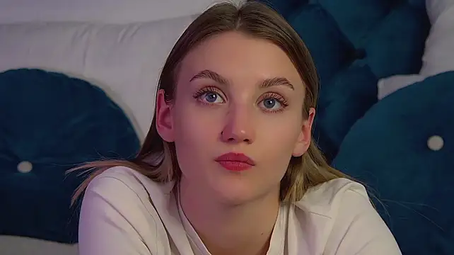 XXX chat uživo modela StacyEvances