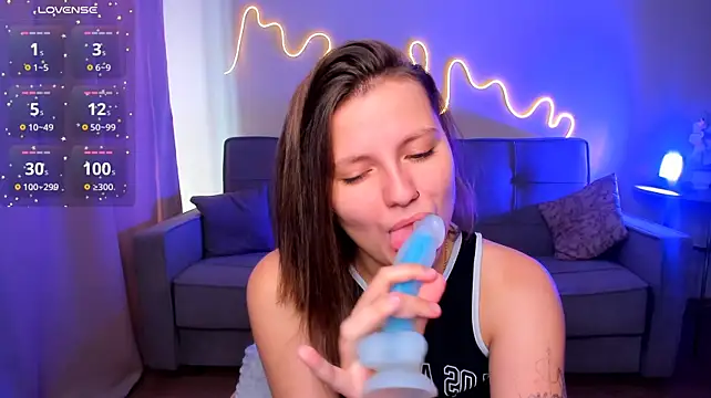 MelindaTin Chat XXX in diretta