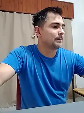 Bradd_32のライブXXXチャット